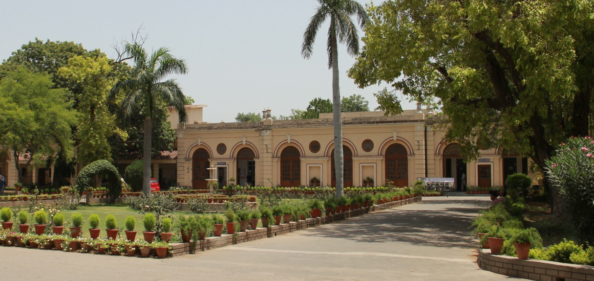 Indraprasth College